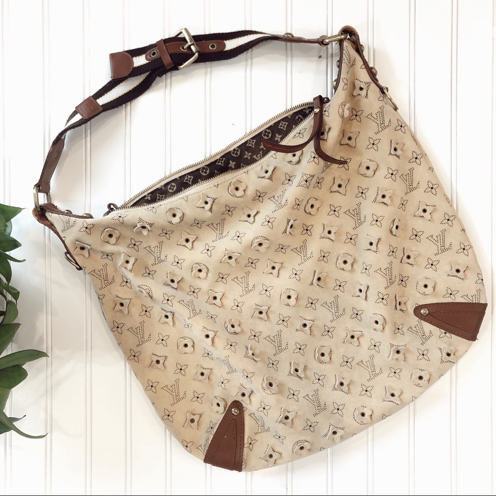 Limited Edition Louis Vuitton Onatah Fleurs Purse